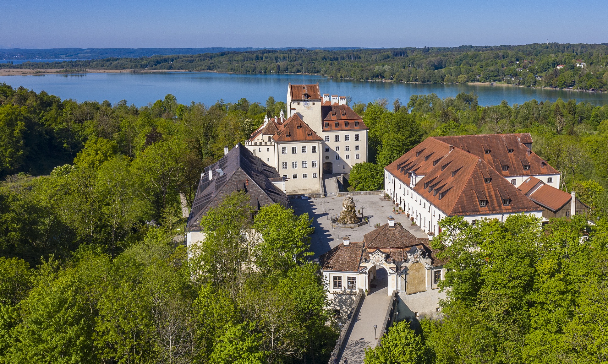 EOMAP Headquaters Castle Seefeld